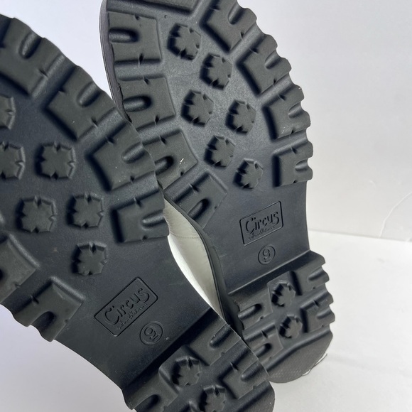 Circus NY by Sam Edelman White Faux Alligator embossed “Deana” Loafer, 9 - Picture 5 of 12